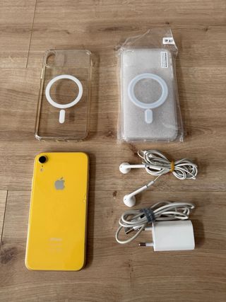 Confezione iPhone XR Giallo e iWatch