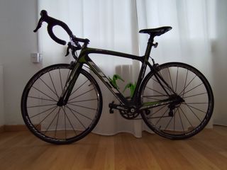 Bicicleta de carretera regalo rodillo