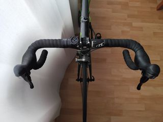 Bicicleta de carretera regalo rodillo