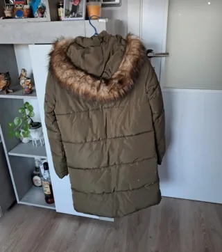 Cazadora plumas pull and bear