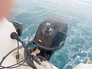 Barco Quicksilver pilothouse