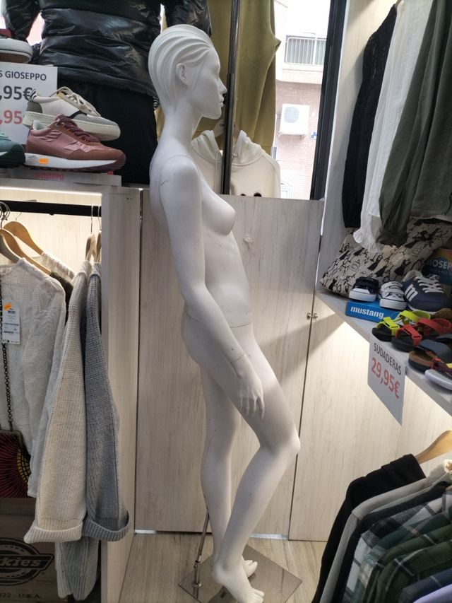 Maniquí mujer