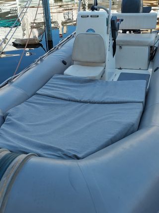 Barca semi rigida 5'50 con motor Yamaha 50- 4T