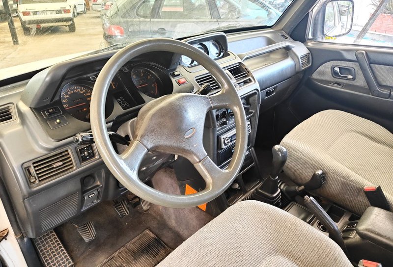 Mitsubishi Montero 1993, foto 9