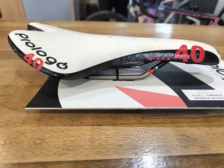 Sillín prologo nago evo tri 40