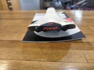 Sillín prologo nago evo tri 40