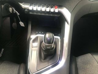 Peugeot 3008  1.5L BlueHDi 96kW (130CV) S&S Allure