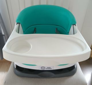 Alzador de asiento. Trona.