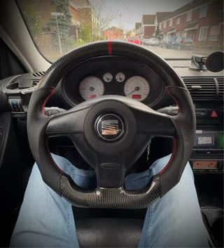 Volante de fibra de Carbono Seat