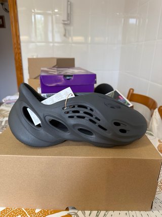 Yeezy foam RNR LIQUIDACIÓN!!