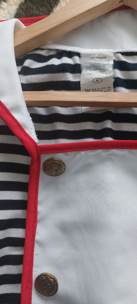 Traje y gorro de marinera