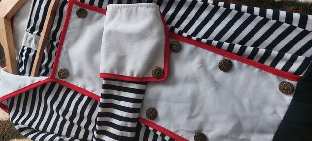 Traje y gorro de marinera