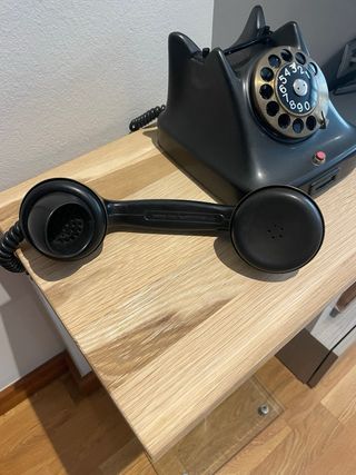 Teléfono antiguo
