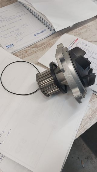 Bomba de agua, refrigeración del motor