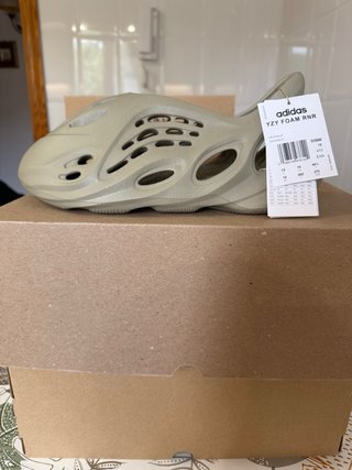 Yeezy foam RNR LIQUIDACIÓN