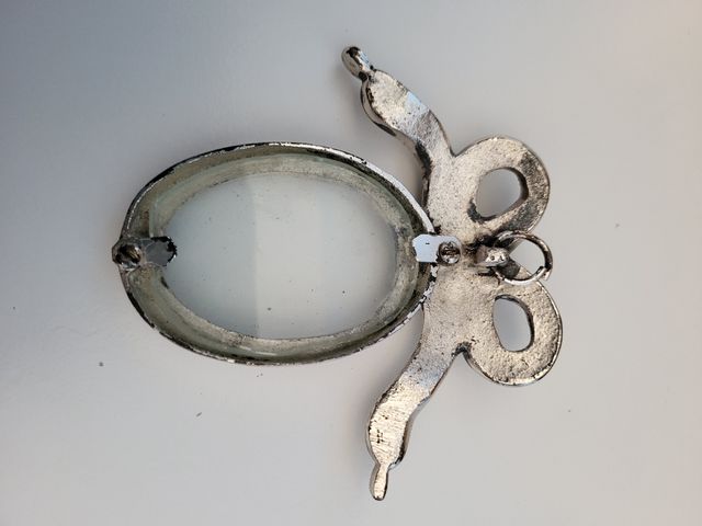 Cornice antica in argento