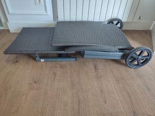Tumbona NUEVA plegable con ruedas