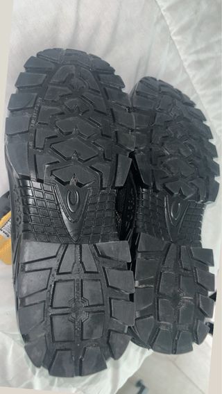 Zapatos de Proteccion COFRA / SIN USAR
