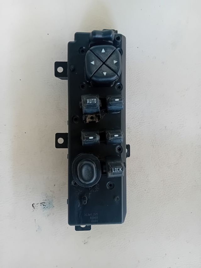 Botonera elevalunas jeep grand cherokee WJ 1999-04