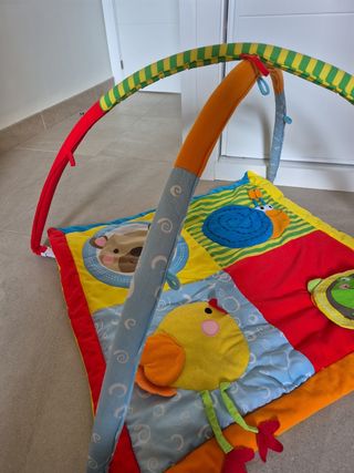 Manta gimnasia bebés con juguetes
