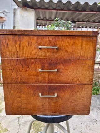 Cajonera en Roble Antigua