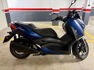 Yamaha Xmax 300