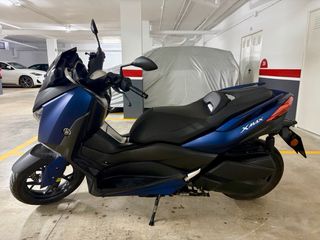 Yamaha Xmax 300