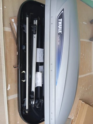 Cofre techo Thule pacific 200 410l carga máx 50 kg