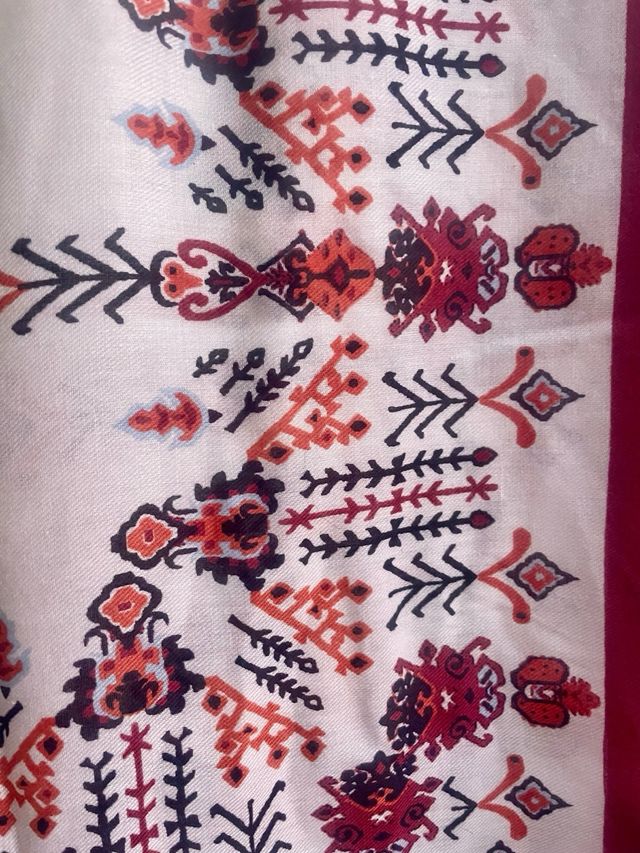 Pañuelo con bonito estampado Parfois