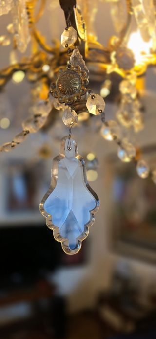 Antigua lámpara de bronce y cristal