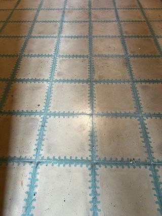 Baldosa hidraulica antigua