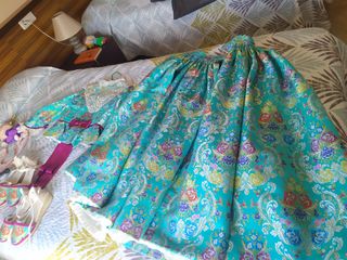 Traje de fallera para niña  de 7-8 años