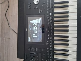 Vendo korg pa 5 X 76 teclas