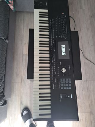 Vendo korg pa 5 X 76 teclas