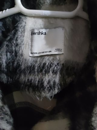 Prenda de abrigo. Cubrecamiss