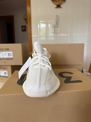 Yeezy Boost 350 v2 Bone