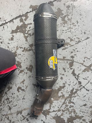 Tubo escape leo vince L SBK FZ1 carbono
