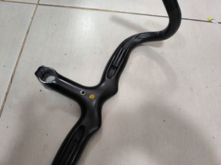 Guiador carbono integrado trigon