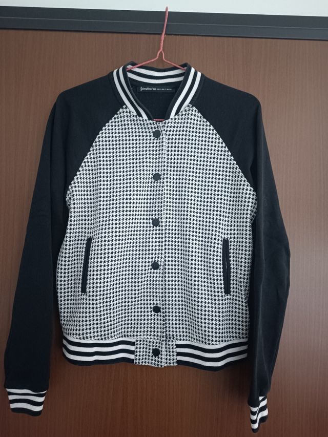 Felpa college Stradivarius tg S