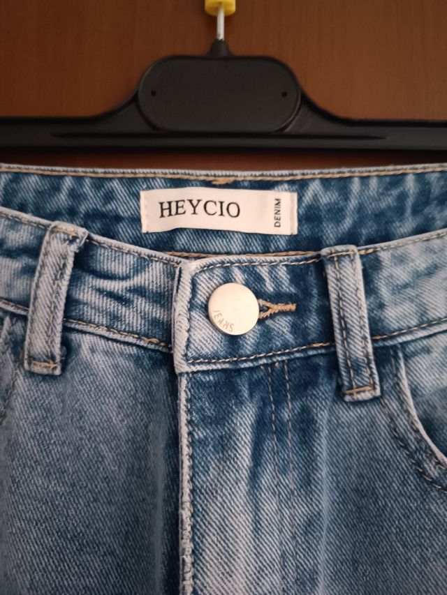 Jeans Heycio cropped strappati tg XS