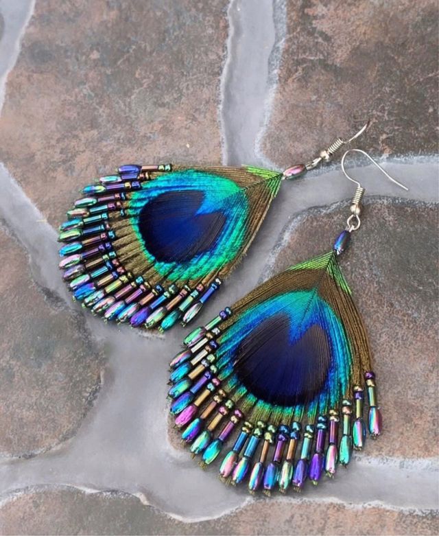 Pendientes plata Krishna pluma pavo real