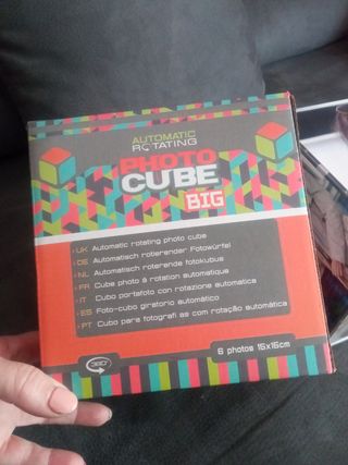 Cubo giratorio de fotos