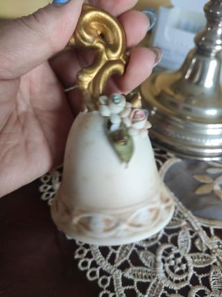 Campana oro ceramica muyer Capodimonte nuova
