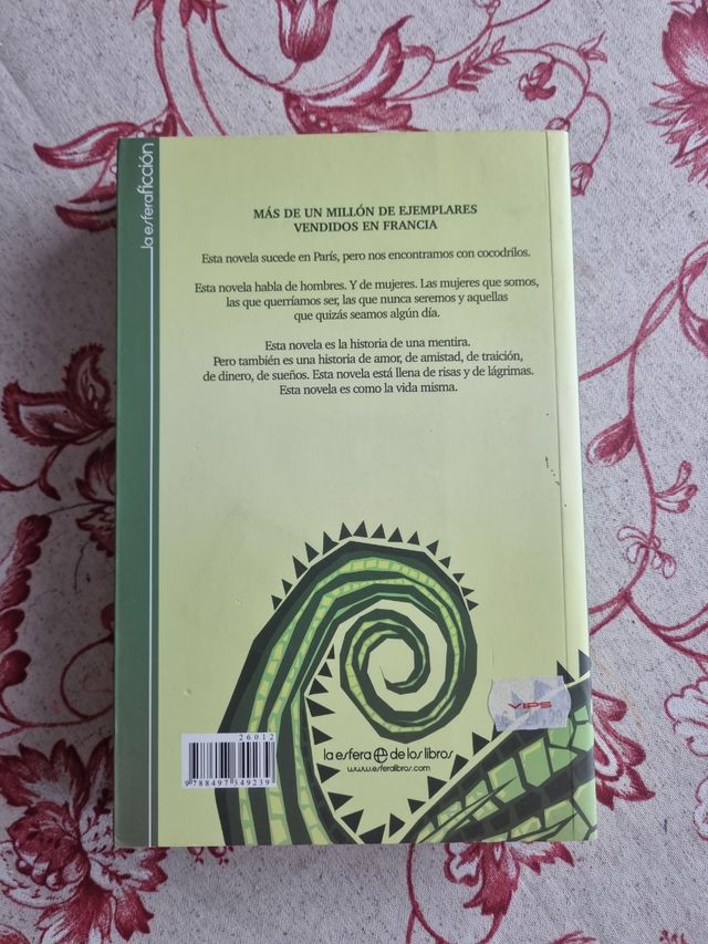 Los ojos amarillos de los cocodrilos (Ficción) (Spanish Edition)