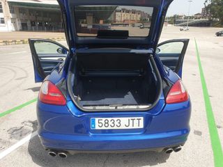 Porsche Panamera 2012
