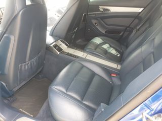 Porsche Panamera 2012