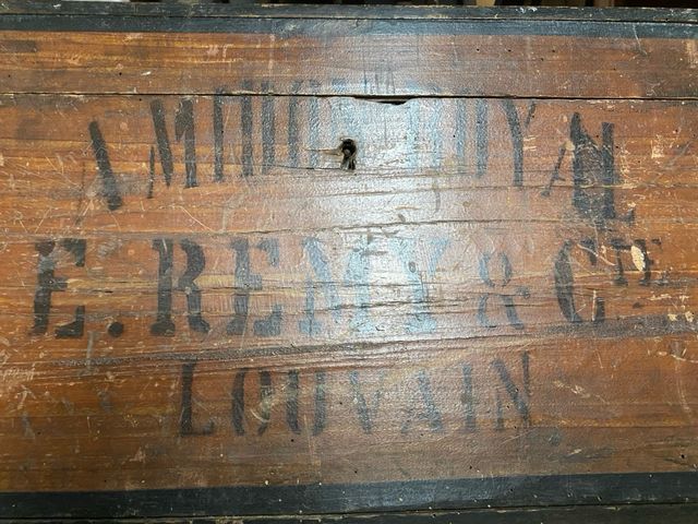 Antiguo cofre/caja almidon 50x30x30