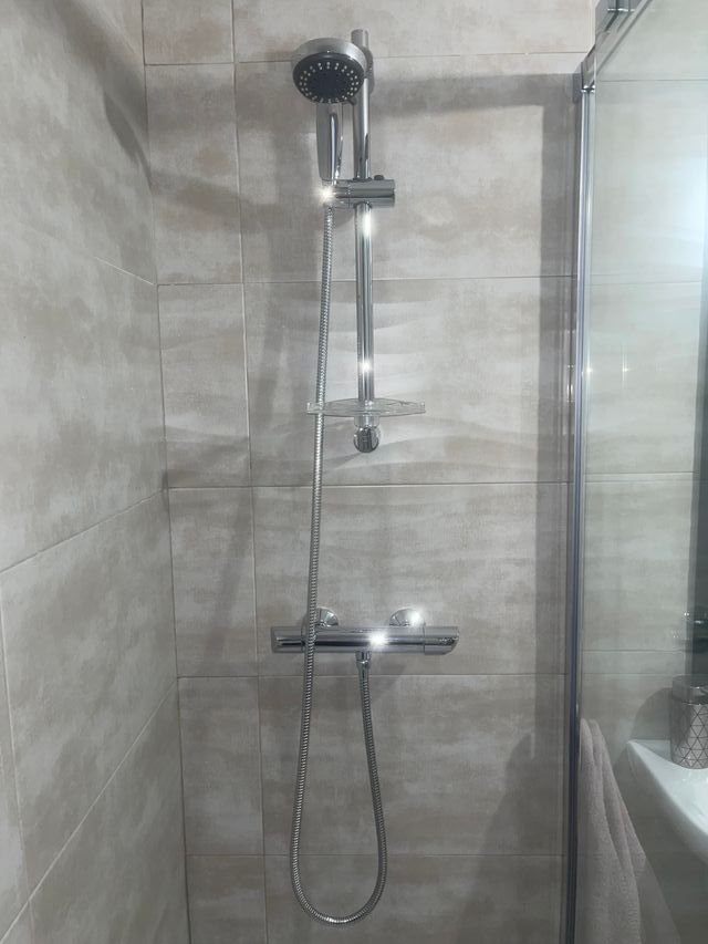 Set de ducha con termostato cromado Teka Strohm