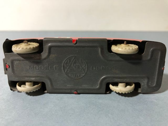 AMB MARCHESINI coche carreras antiguo BO-411