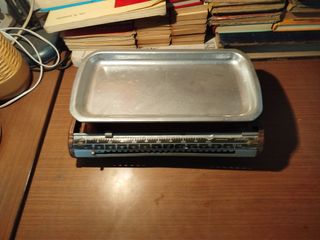 Bascula antigua de farmacia